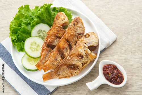 Ikan Laosan (Fourfinger threadfin fish), food preparation
 photo