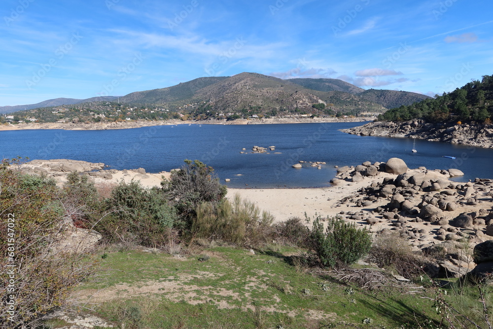 El Burguillo Reservoir, Avila, Spain, November 13, 2023: View of the vegetation, mountains and large stones at the El Burguillo Reservoir, Avila, Spain