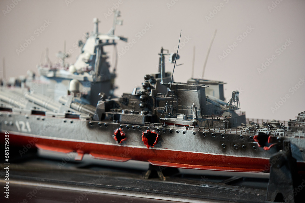 Model of the ship, the cruiser 