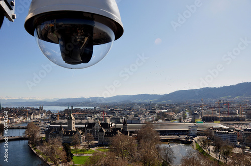 The webcam of Zürich Tourism from the roof of the Mariott Hotel photo