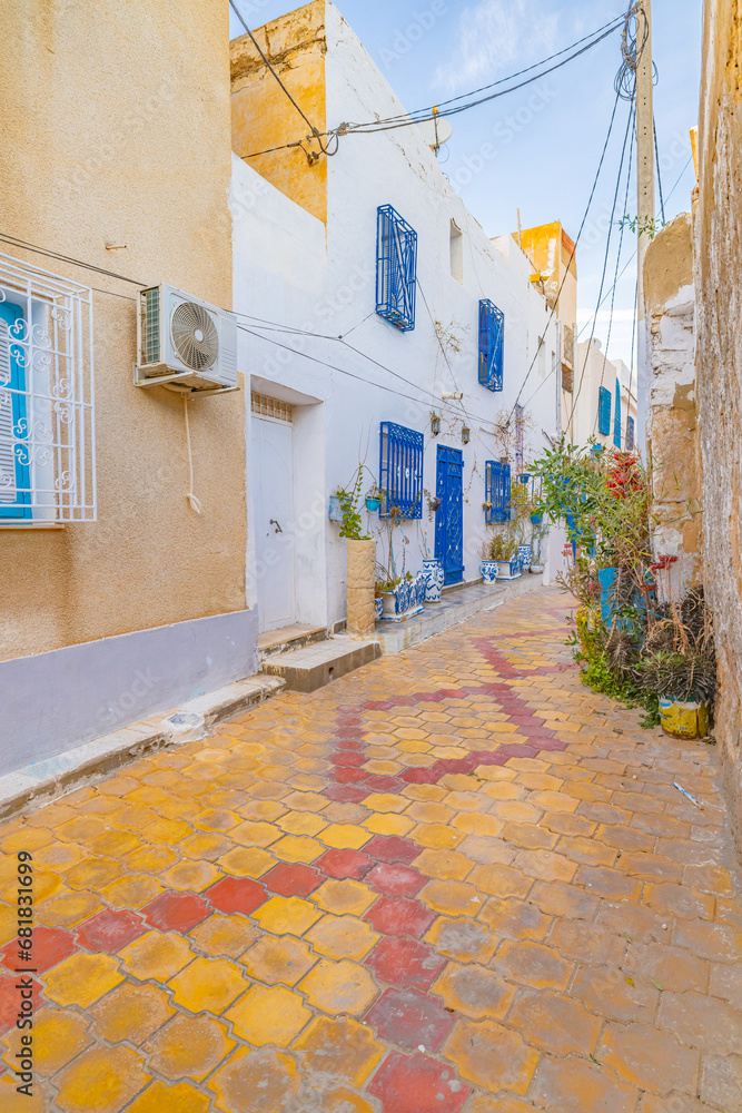 Fototapeta premium Colorful alley in the city of Kairouan.