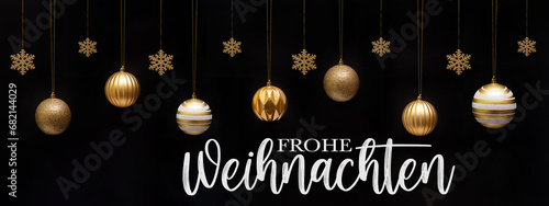 Frohe Weihnachten, festliche Grußkarte mit deutschem Text – Hängende goldene Christbaumkugeln, Hintergrund schwarze Wand Textur