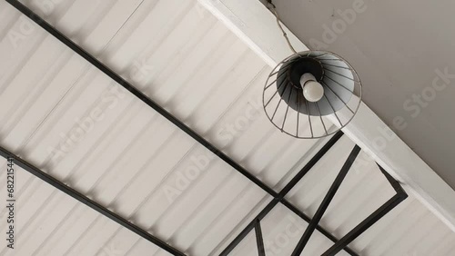 the white light decoration does not turn on during the day