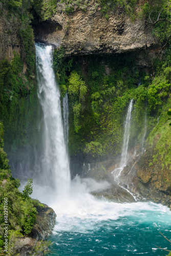 Siete Tazas Wasserfälle im Reserva Nacional Radal Siete Tazas in Chile, Südamerika photo