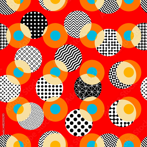 Geometric abstract retro style. Circles pattern. Seamless vector pattern.