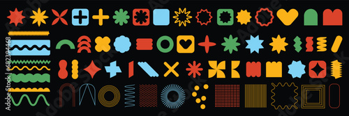 Geometric shapes abstract flower vector set, funky star figure icon kit, retro brutal minimal art. Simple Memphis y2k elements collection, wavy line grid flat bauhaus template. Geometric shapes forms
