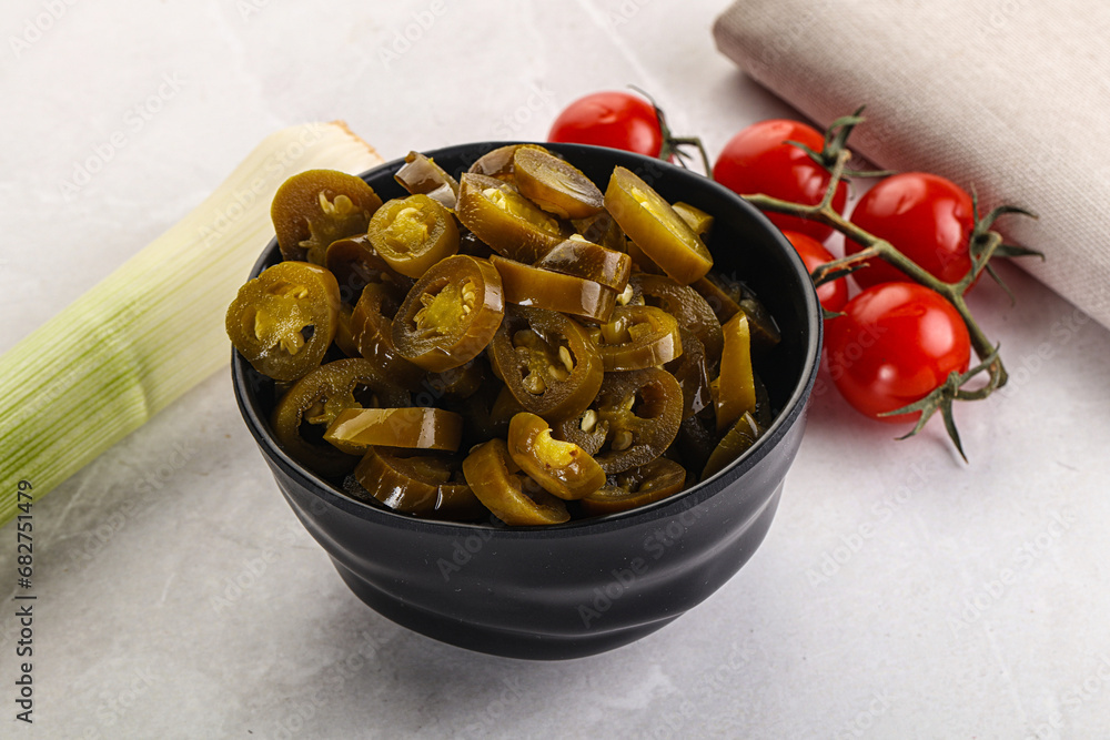 Sliced canned jalapeno pepper Sliced canned jalapeno pepper