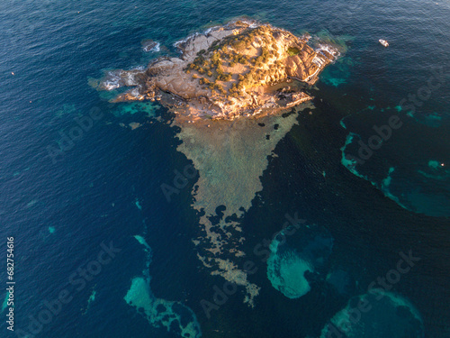 Isla de la Olla en Altea photo