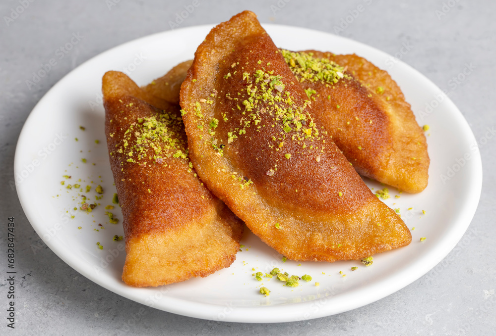 Traditional Turkish Dessert Tas Kadayif Traditional Turkish Dessert Tas Kadayif