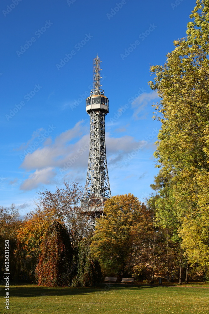 Obraz premium Famous lookout tower on the Petrin Hill in Prague