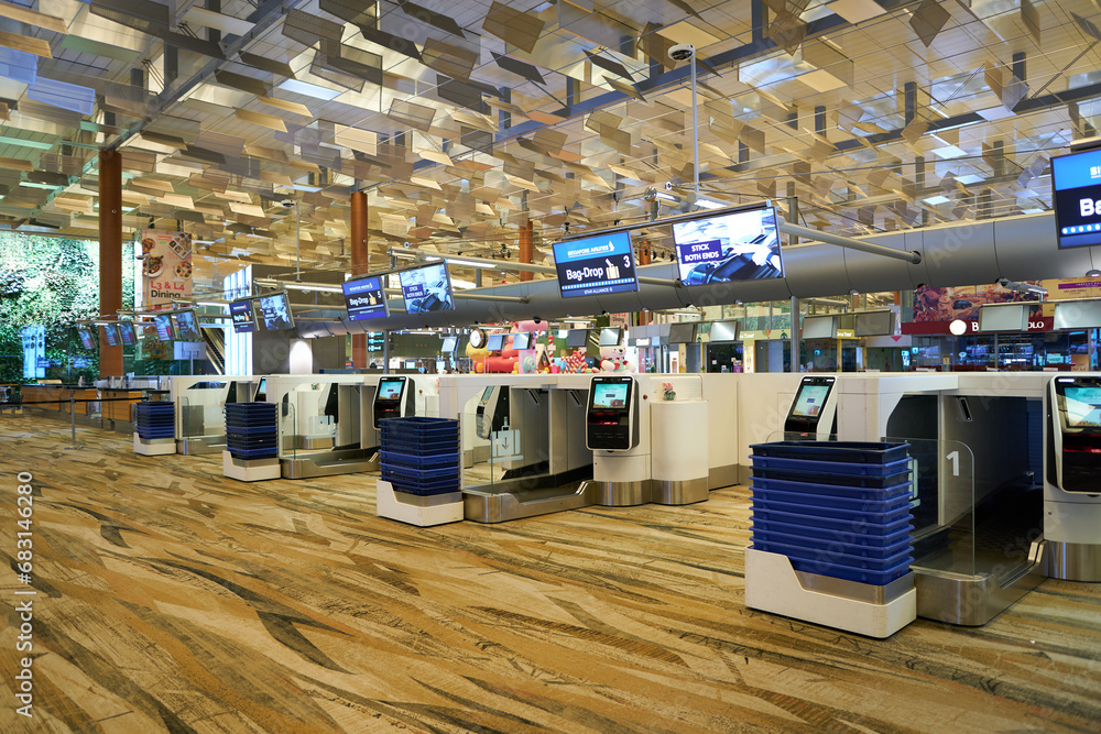 SINGAPORE NOVEMBER 07, 2023 selfservice bag drop in Singapore