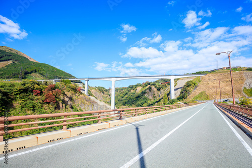 初秋の新阿蘇大橋と阿蘇長陽大橋 熊本県阿蘇郡 New Aso Ohashi Bridge and Aso Choyo Ohashi Bridge in early autumn. Kumamoto Pref, Aso-gun.