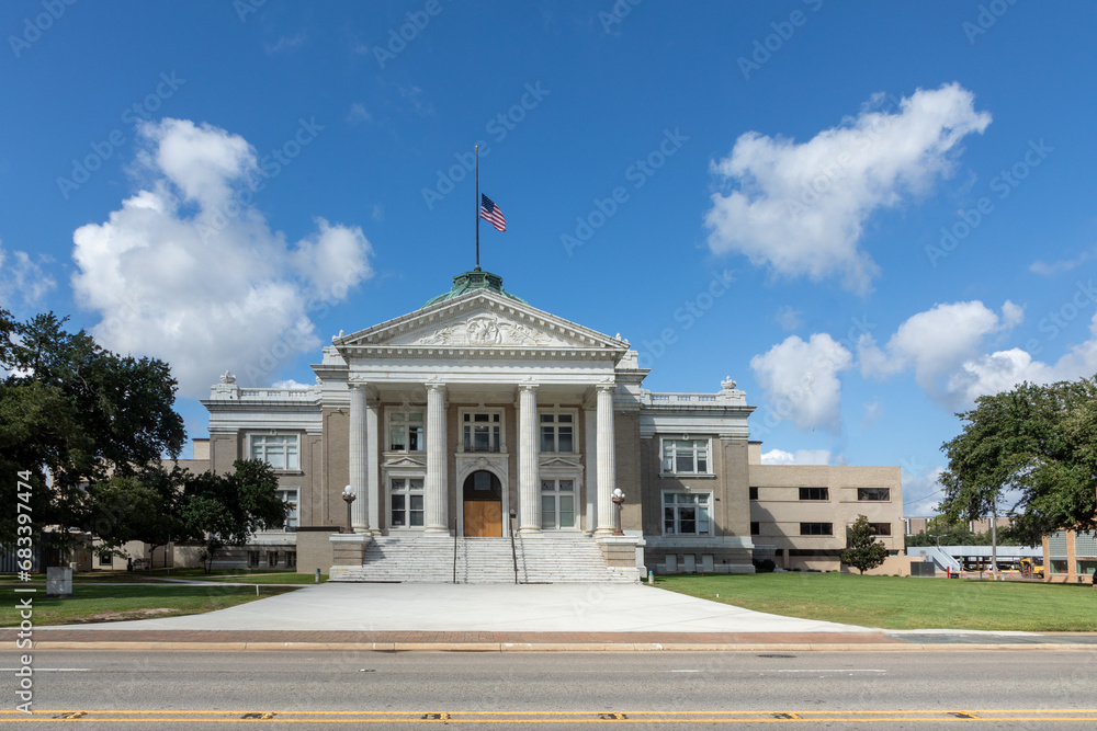 historic parish court house in Lake Charles, Louisiana