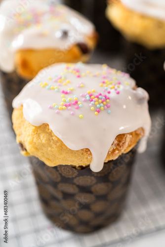 Obraz na plátně Mini Easter Bread Kulich