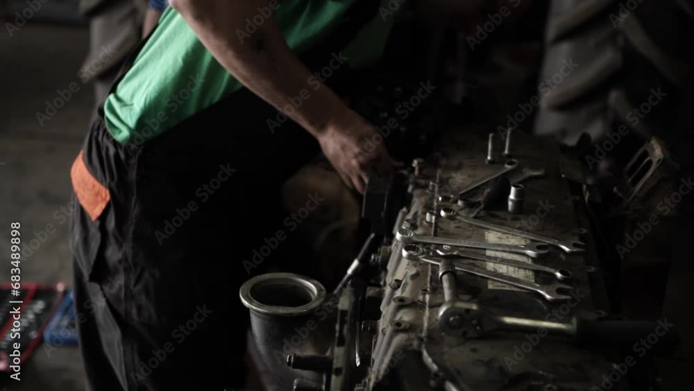 Diesel Engine Overhaul and Rebuild. Repair of the tractor engine Diesel Engine Overhaul and Rebuild. Repair of the tractor engine