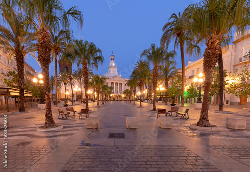 San Juan de Dios square in Cadiz at dawn. © pillerss