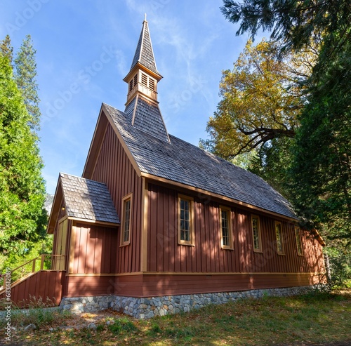 Canvas Print Historic Yosemite Valley Wooden Chapel Exterior Side View