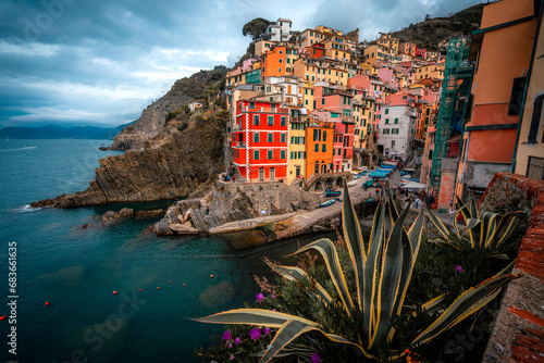 Fotografía View of Riomaggiore, Cinque Terre, La Spezia, Italy.