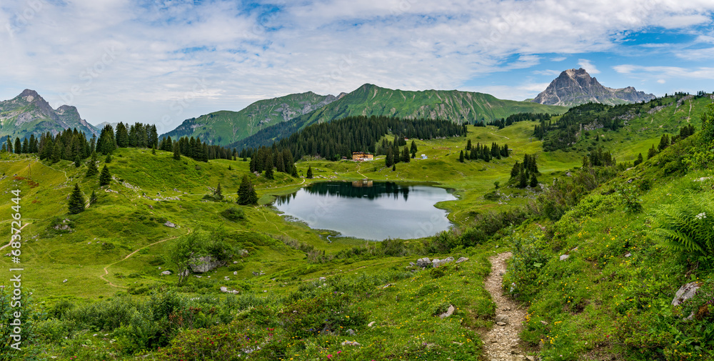 Beautiful hike to the Koerbersee in the Lechquellen Mountains