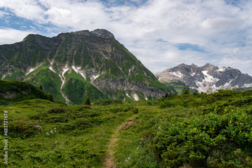 Beautiful hike to the Koerbersee in the Lechquellen Mountains