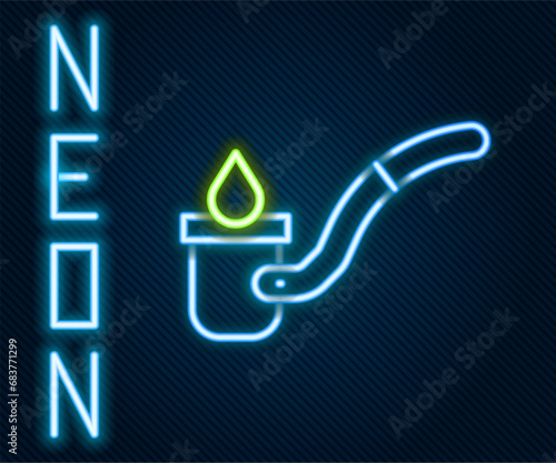 Glowing neon line Sauna ladle icon isolated on black background. Colorful outline concept. Vector