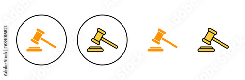 Gavel icon set for web and mobile app. judge gavel sign and symbol. law icon. auction hammer