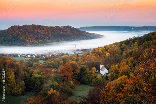 Sonnenaufgang in der Fränkischen Schweiz am Walberla