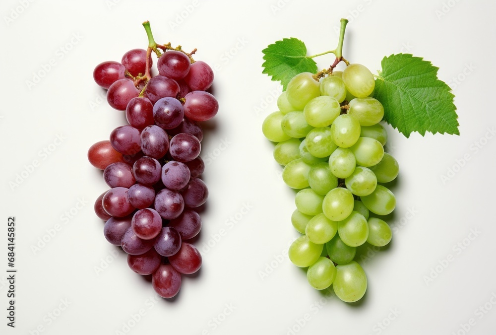Obraz premium Discover the Unique Stories Behind These Two Enigmatic Grapes: Detailed Description Inside! Generative AI