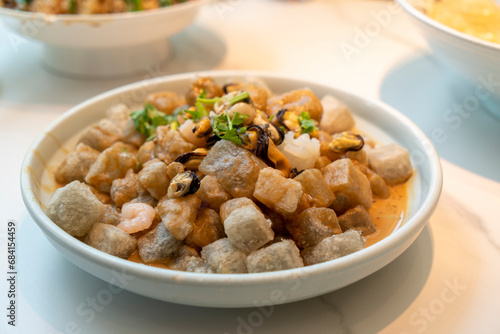 Chinese Yantai cuisine, braised with three fresh ingredients