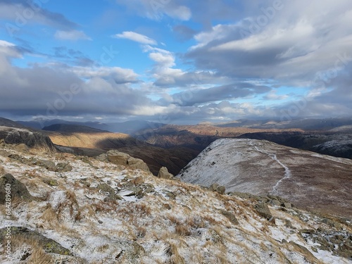 Canvas Print views over the snowy mountains in the lake District, England