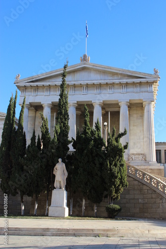 biblioteca nacional de atenas photo