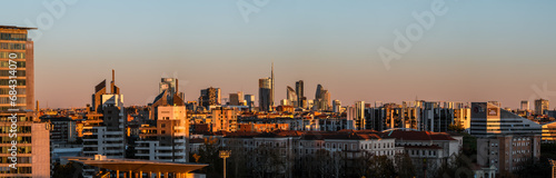 Skyline di Milano al tramonto photo
