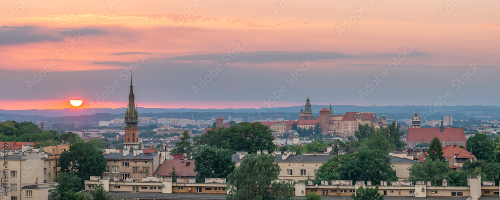 Naklejka premium Krakow old town panorama at sunset, view from Krakus Mound on Krzemionki hill