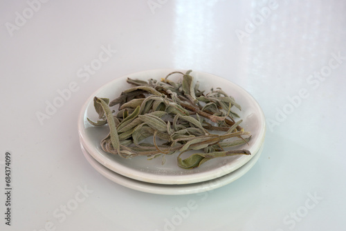 Quadro em tela Salvia selvatica in foglie essiccate per cucina e tisane