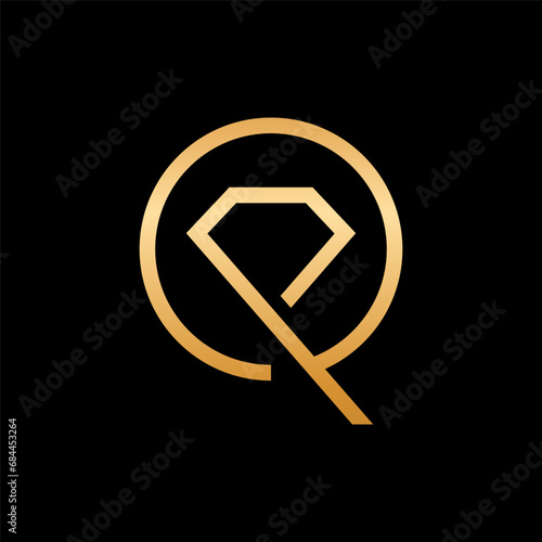 Letter Q diamond luxury minimalist logo design