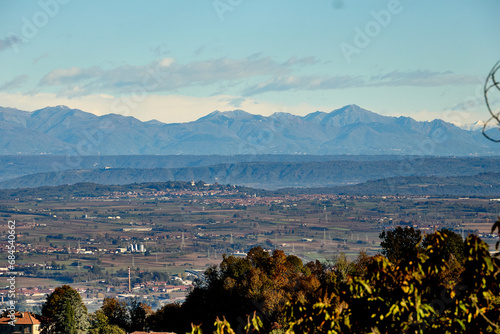 Canavese e le Alpi photo