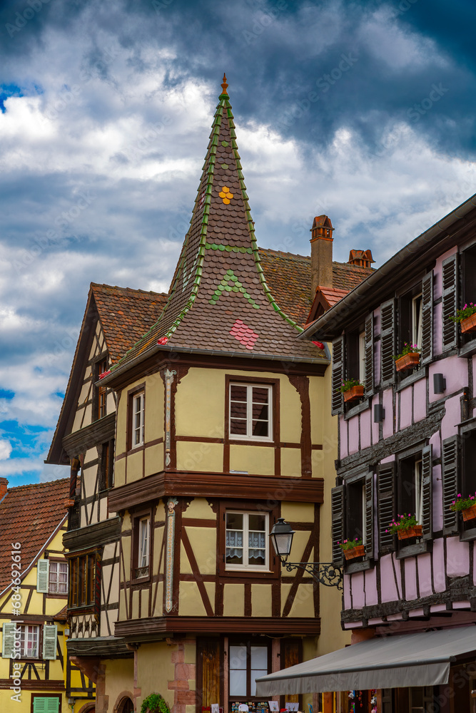 Façades de Kaysersberg, Haute-Rhin, France