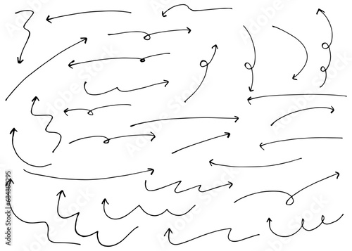 手書きの矢印のセット素材　細め　線画　ベクター