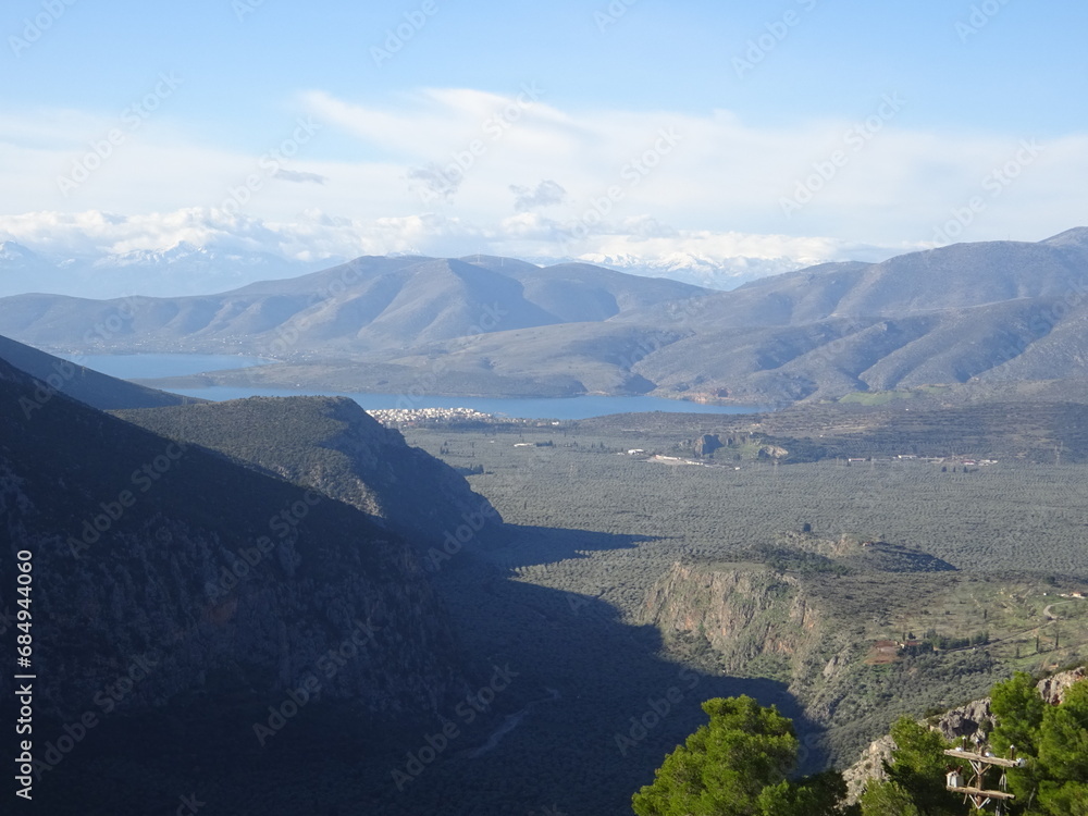 Obraz premium デルフィからコリントス湾の風景 ギリシャ Δελφοί Delphi, Greece