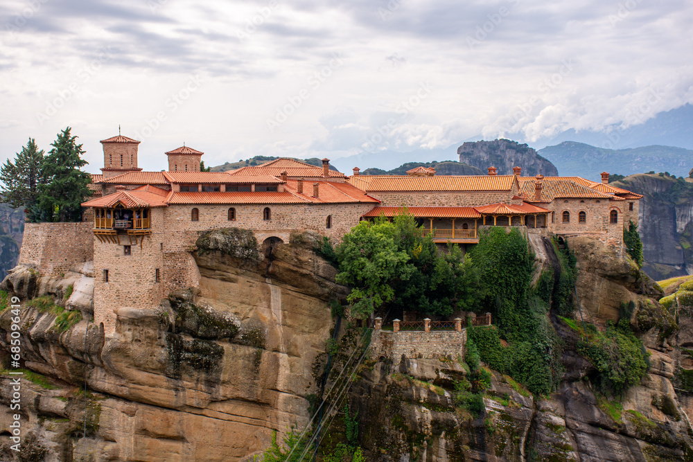 .Varlaam Monastery is an Orthodox Christian monastery, part of the Meteora Monasteries, located in Greece, in the Peneus Valley in Thessaly.