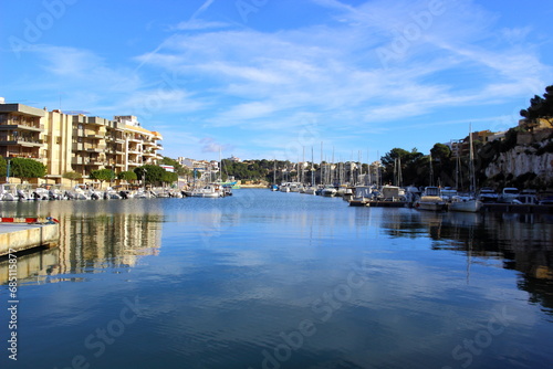 view of the port country © gabriel