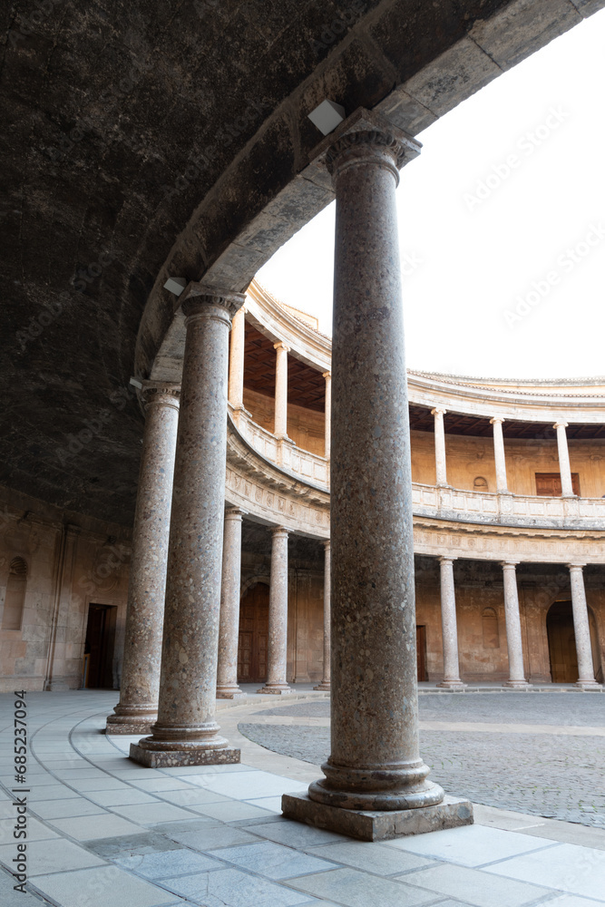 Fototapeta premium Alhambra Palace in the city of Granada