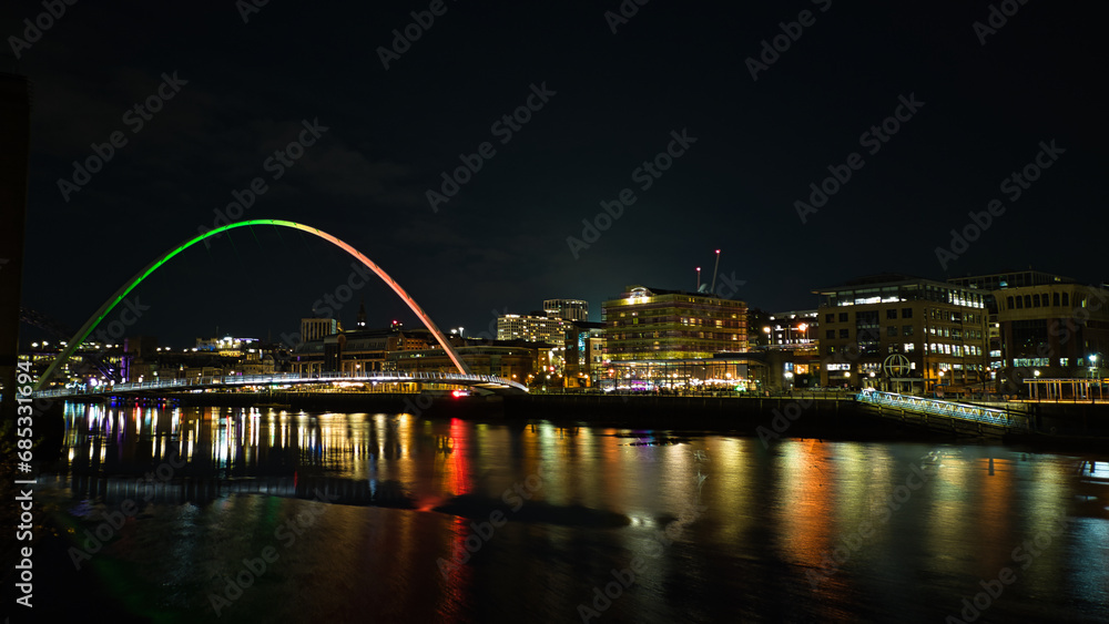 Obraz premium Scenic aerial photo of the bridge in Newcastle upon Tyne