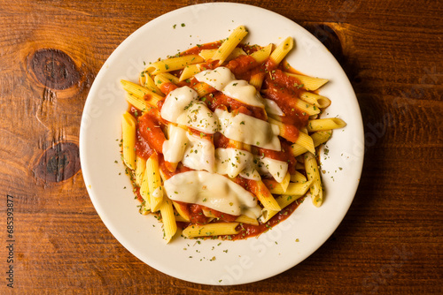 Ziti pasta with marinara and cheese