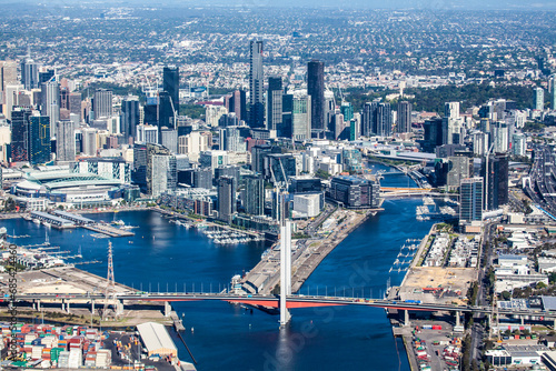 Quadro su tela Panoramic aerial view of Melbourne CBD, Docklands precinct and Marvel Stadium, A