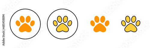 Paw icon set for web and mobile app. paw print sign and symbol. dog or cat paw