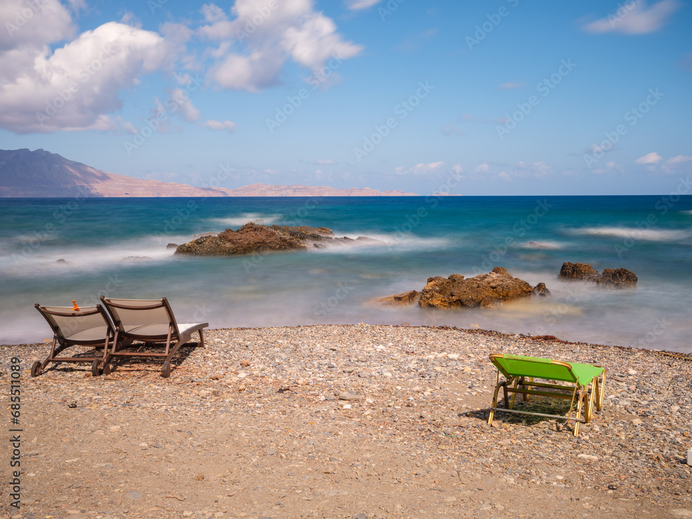 Ravdoucha beach, des transats face à la mer, pose longue, Crète, Grèce