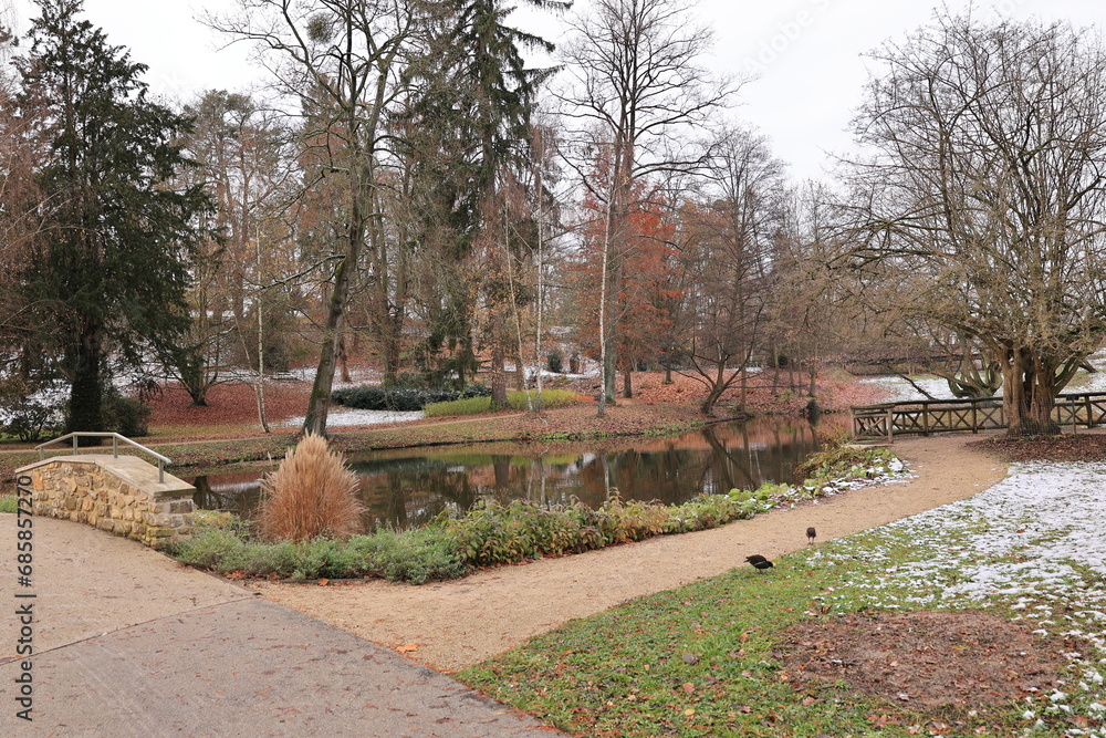 Blick in den Kurpark von Bad Nauheim in Hessen