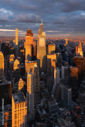 New York City aerial view of Midtown Manhattan skyscrapers and long shadows at sunset © Francois Roux