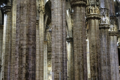 Meiländer-Dom in Italien mit eindrucksvoller Grösse photo